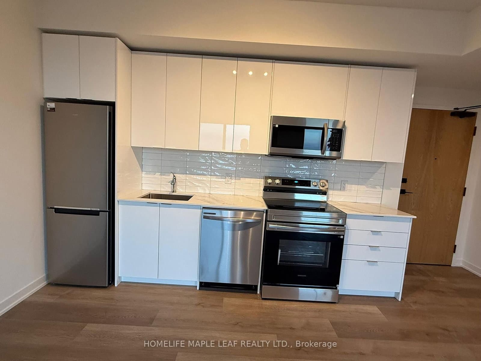 33 Erie Avenue, Unit 1509 thumbnail 2