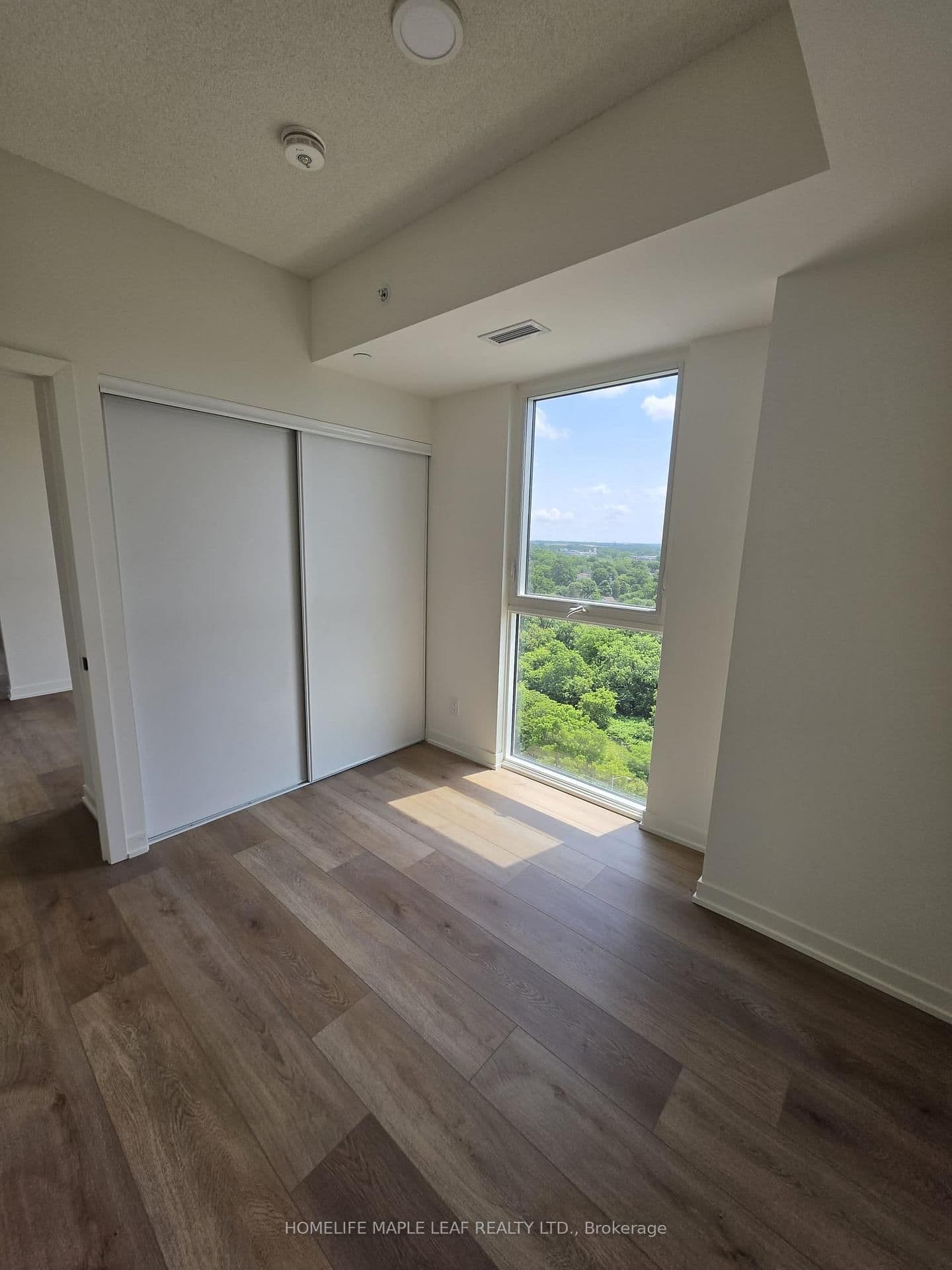 33 Erie Avenue, Unit 1509 thumbnail 7