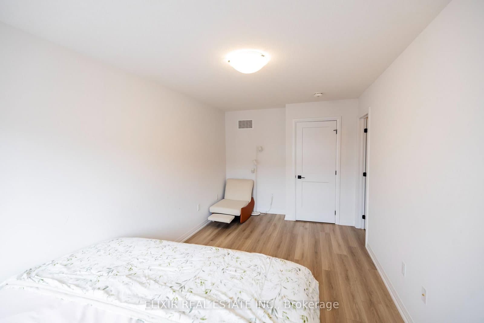 55 Tom Brown Drive, Unit 48 thumbnail 31