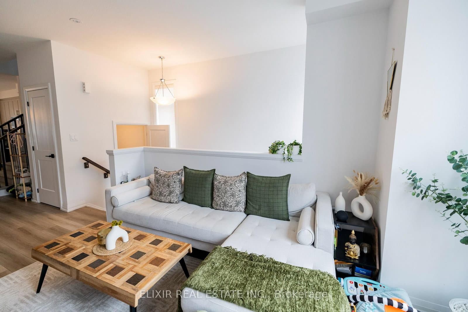 55 Tom Brown Drive, Unit 48 thumbnail 8