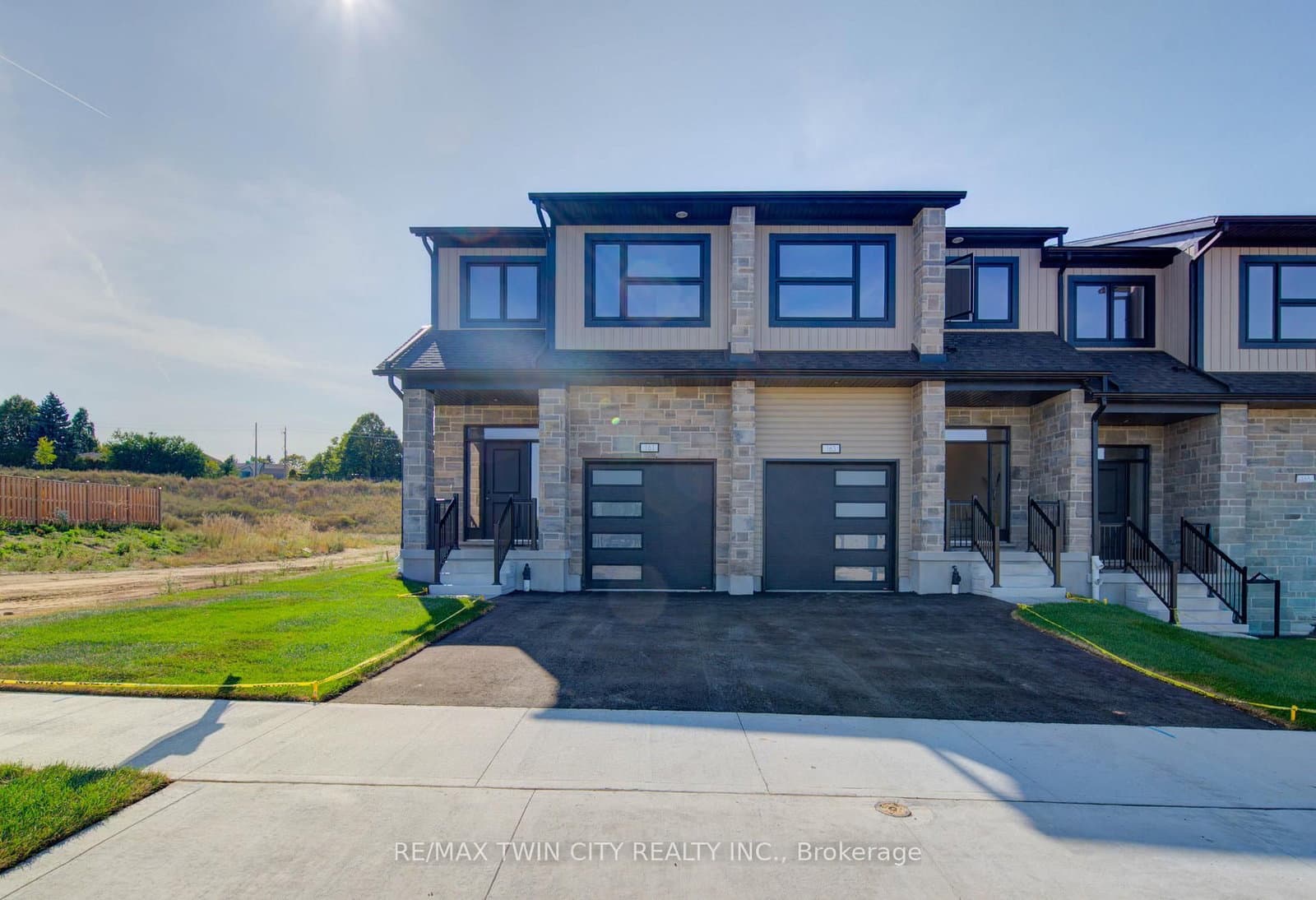 161 Dunnigan Drive thumbnail 2