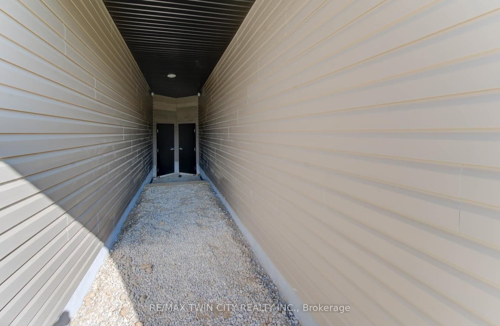 161 Dunnigan Drive thumbnail 41
