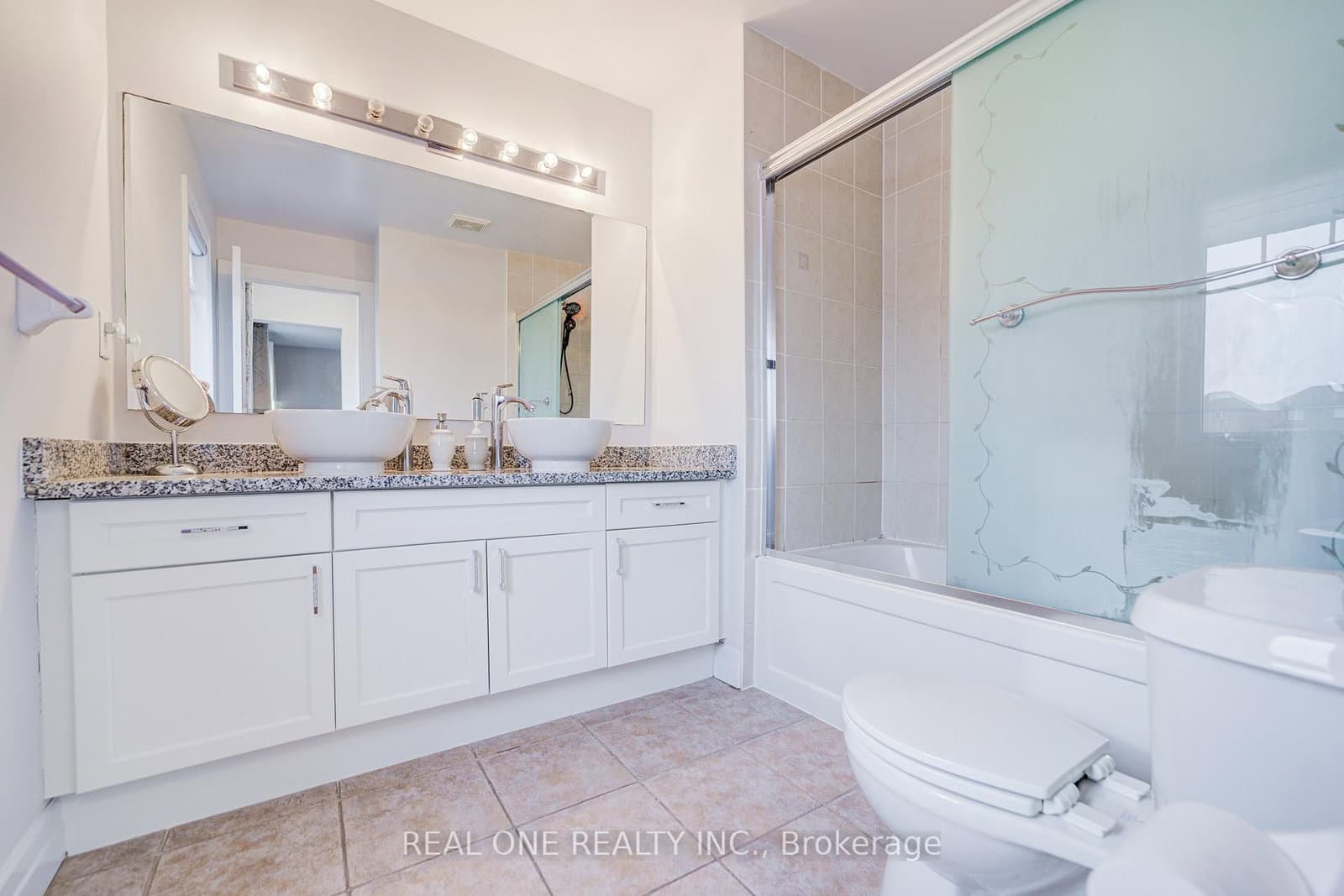 27 Cranston Street, Unit Upper thumbnail 19