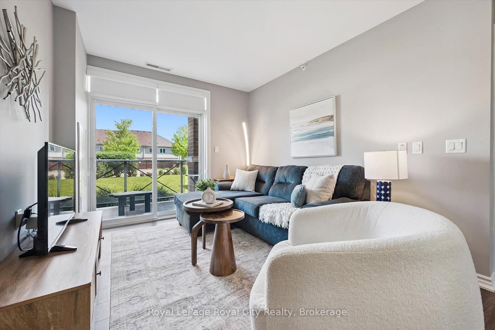 2 Colonial Drive, Unit 113 thumbnail 5