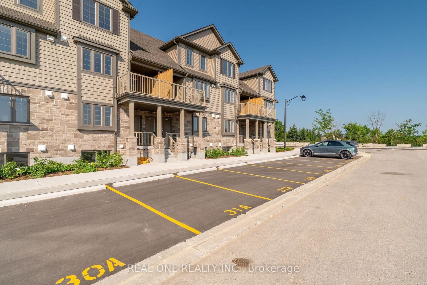 85 Mullin Drive, Unit 30A thumbnail 3