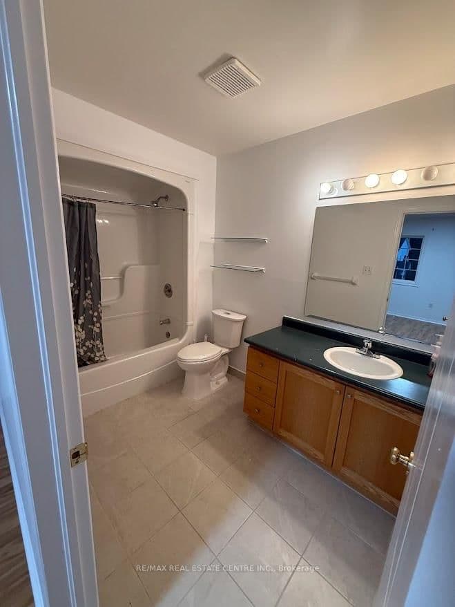 185 Highland Crescent, Unit 1 thumbnail 11
