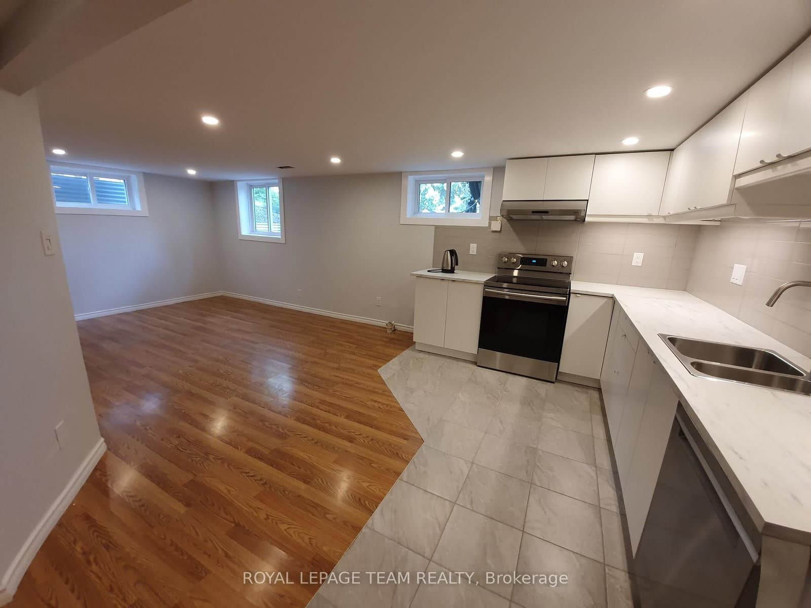1015 Pinecrest Road thumbnail 24