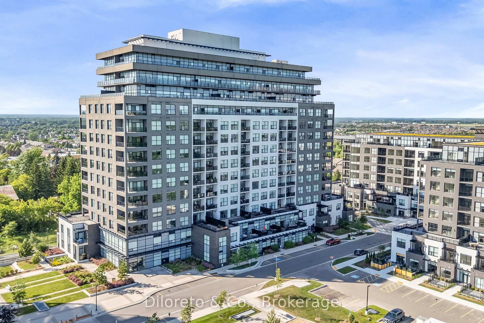 1880 GORDON Street, Unit 214
