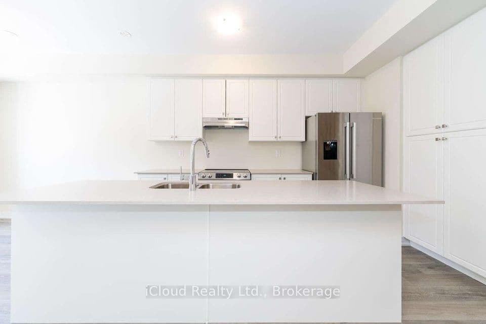185 Bedrock Drive, Unit 32 thumbnail 2
