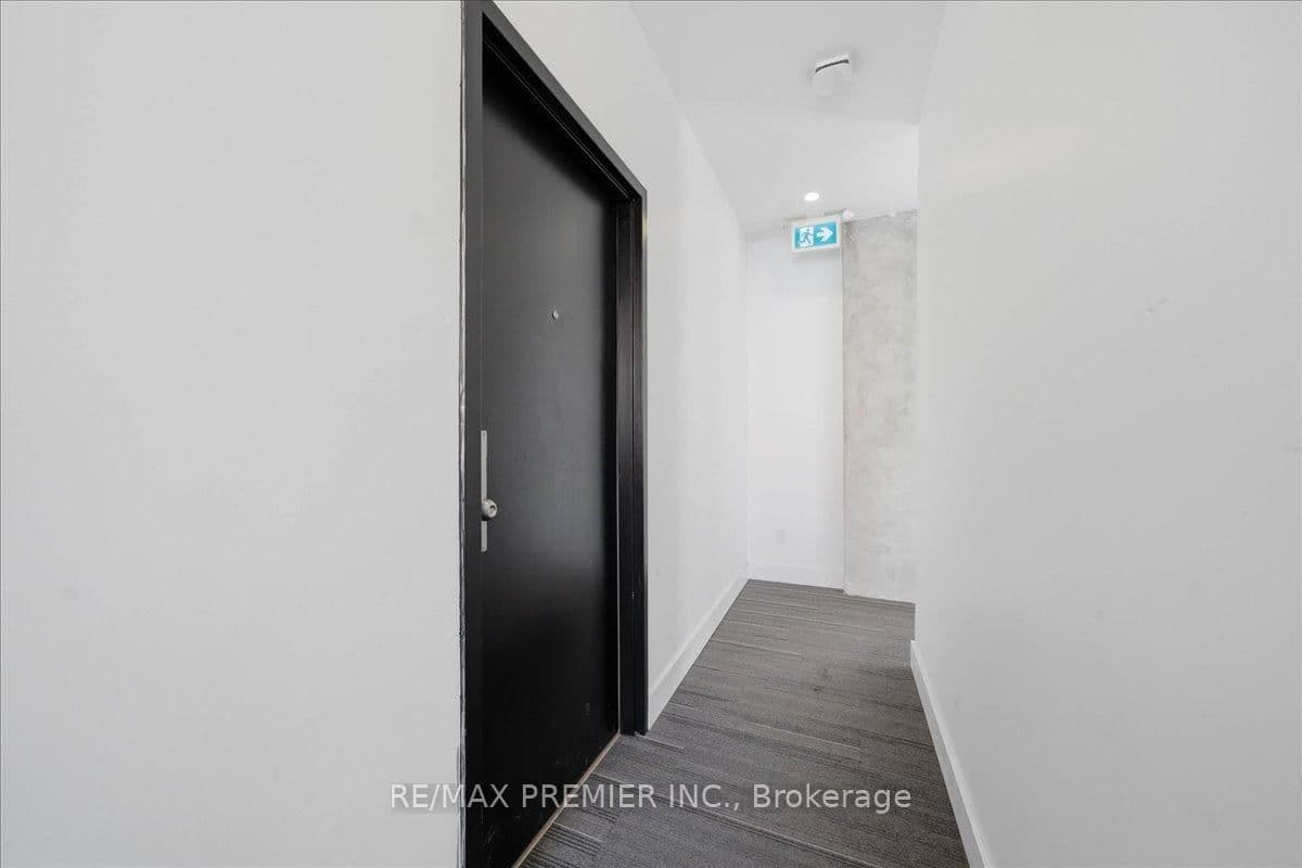 184 King Street E thumbnail 8