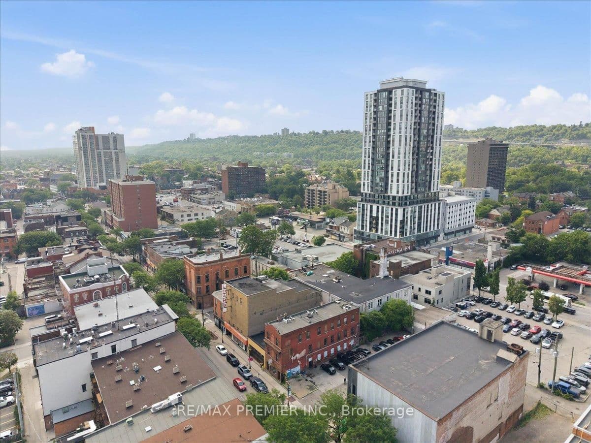 184 King Street E thumbnail 28