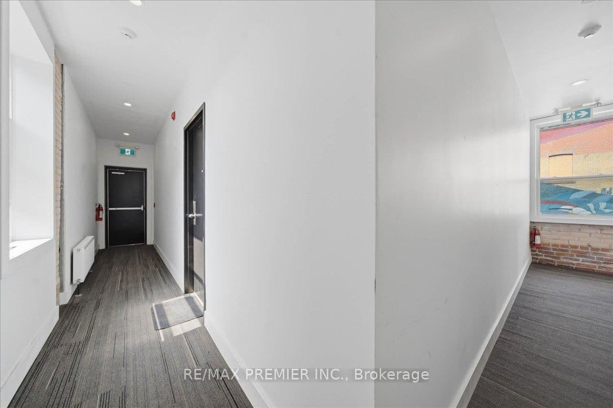 184 King Street E thumbnail 8