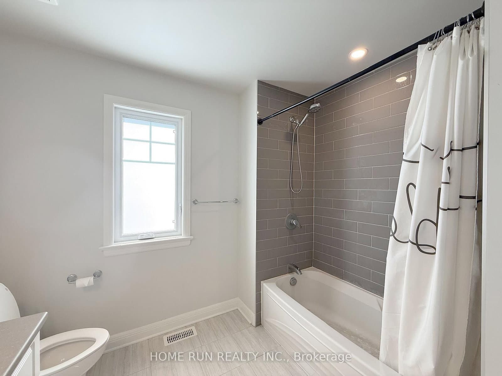 322 Lysander Place thumbnail 38