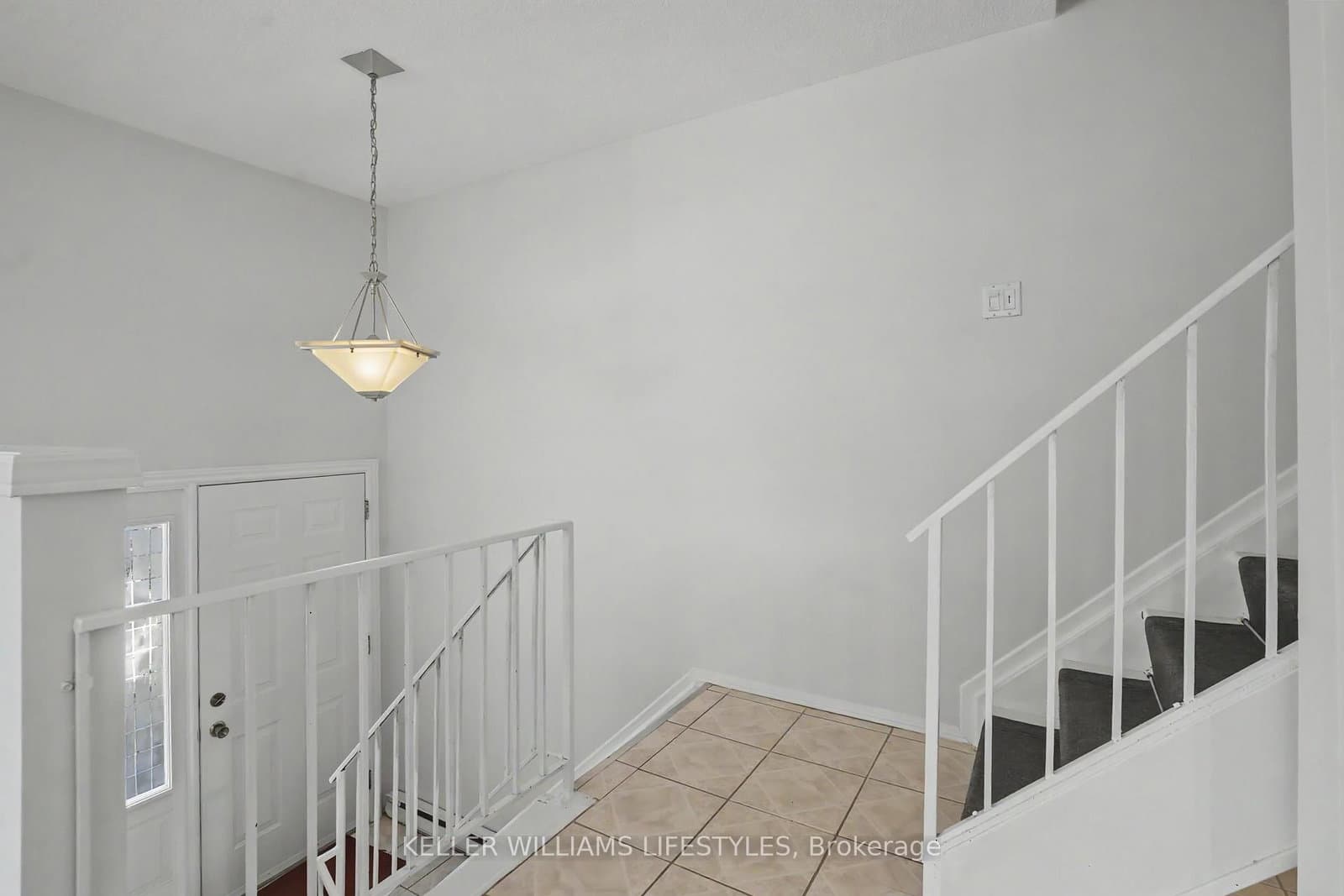 760 Berkshire Drive, Unit 20 thumbnail 5