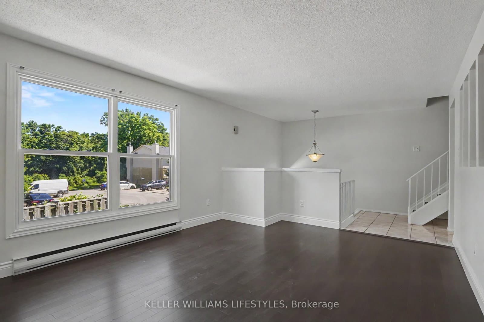 760 Berkshire Drive, Unit 20 thumbnail 9