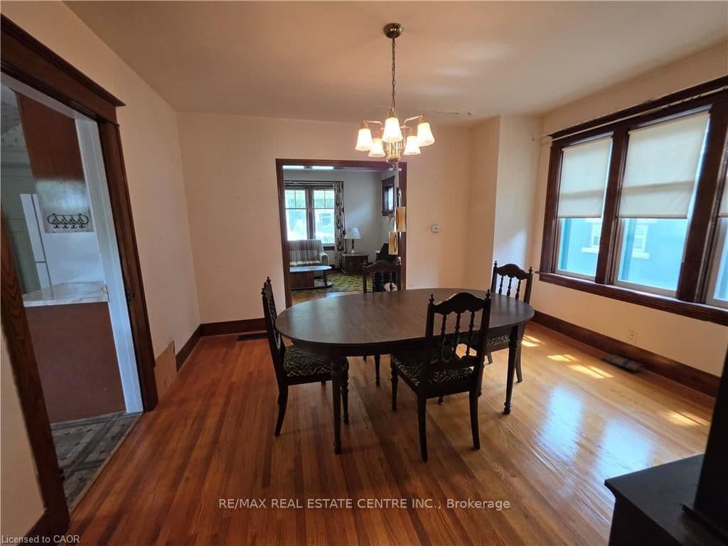 20 Fairview Avenue thumbnail 12