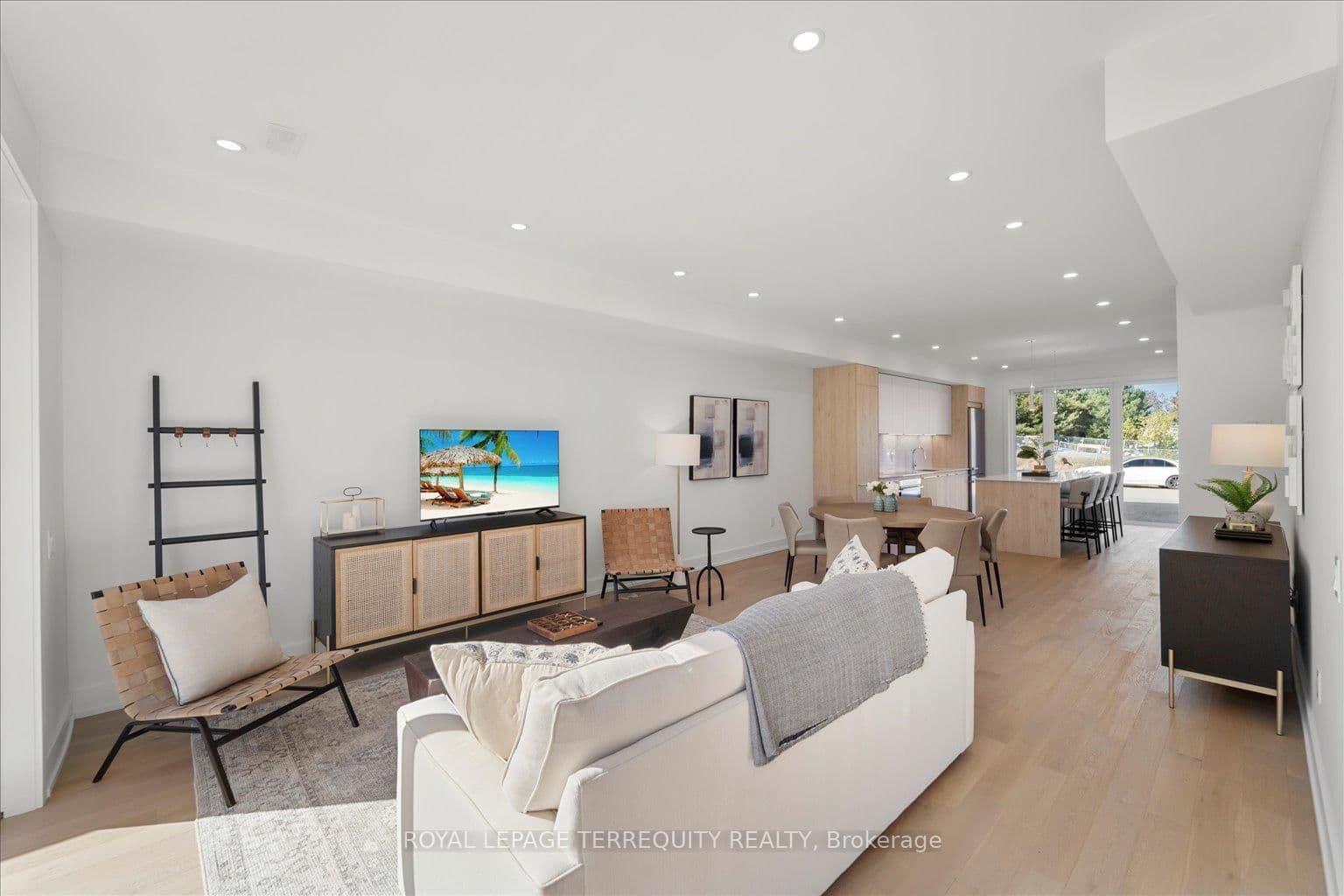 37 Rockmount Crescent thumbnail 11