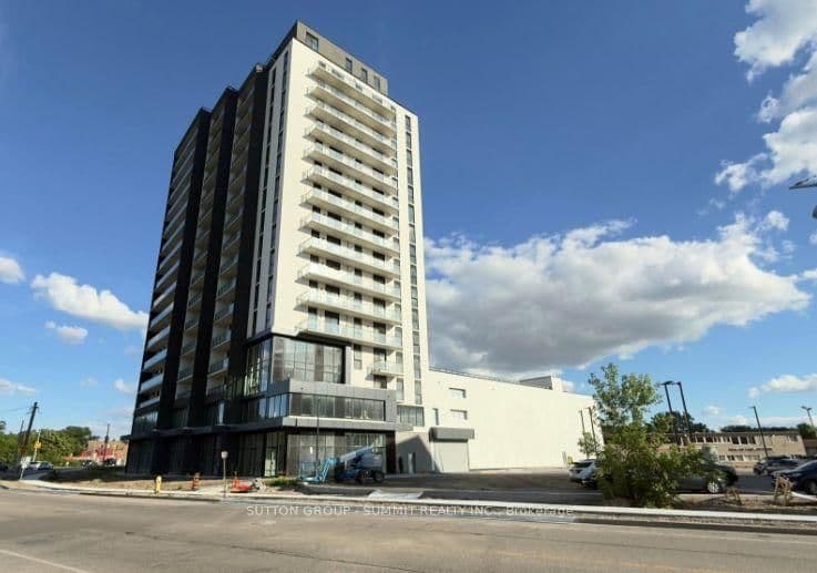 #402 - 33 ERIE Avenue