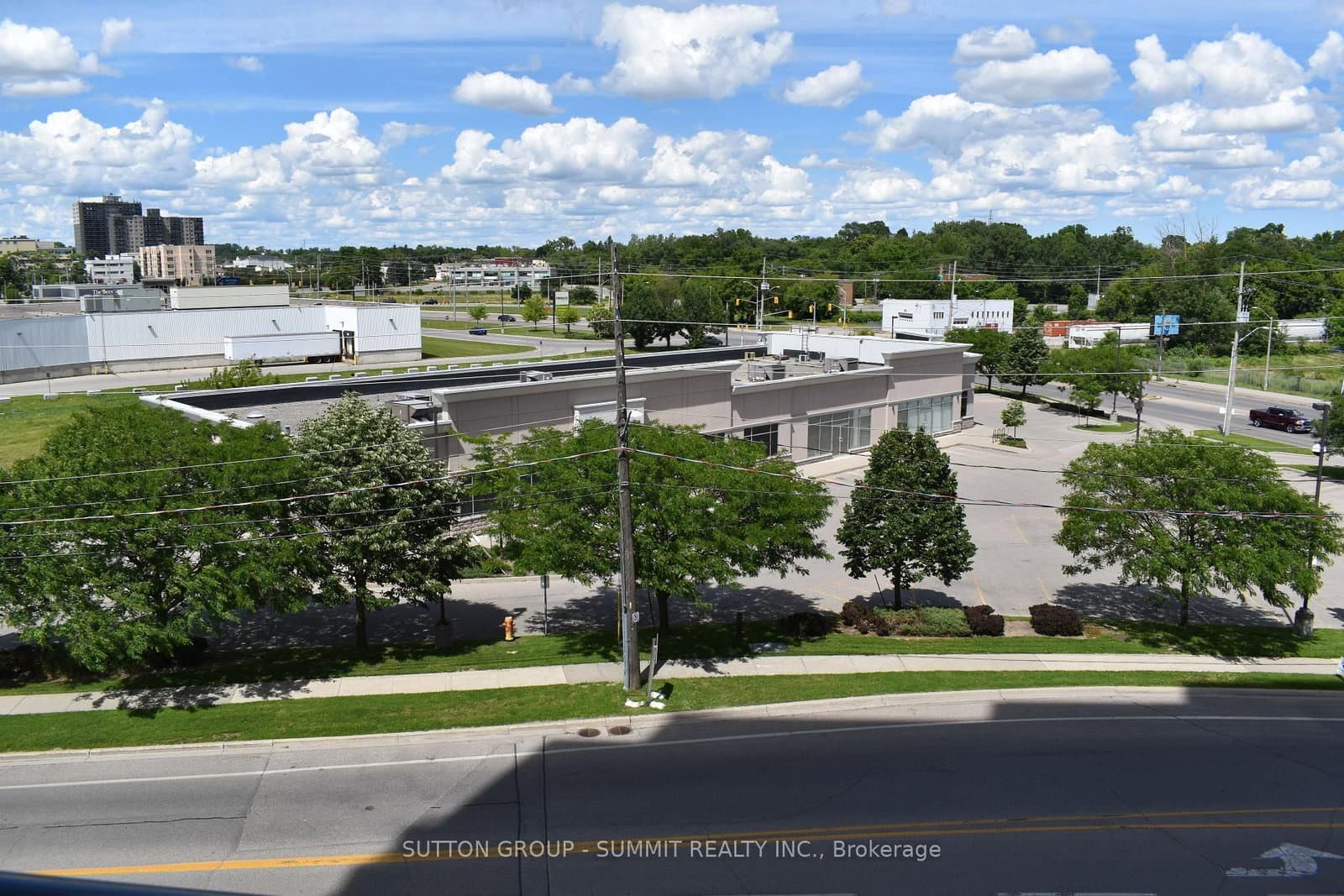 33 ERIE Avenue, Unit 402 thumbnail 37
