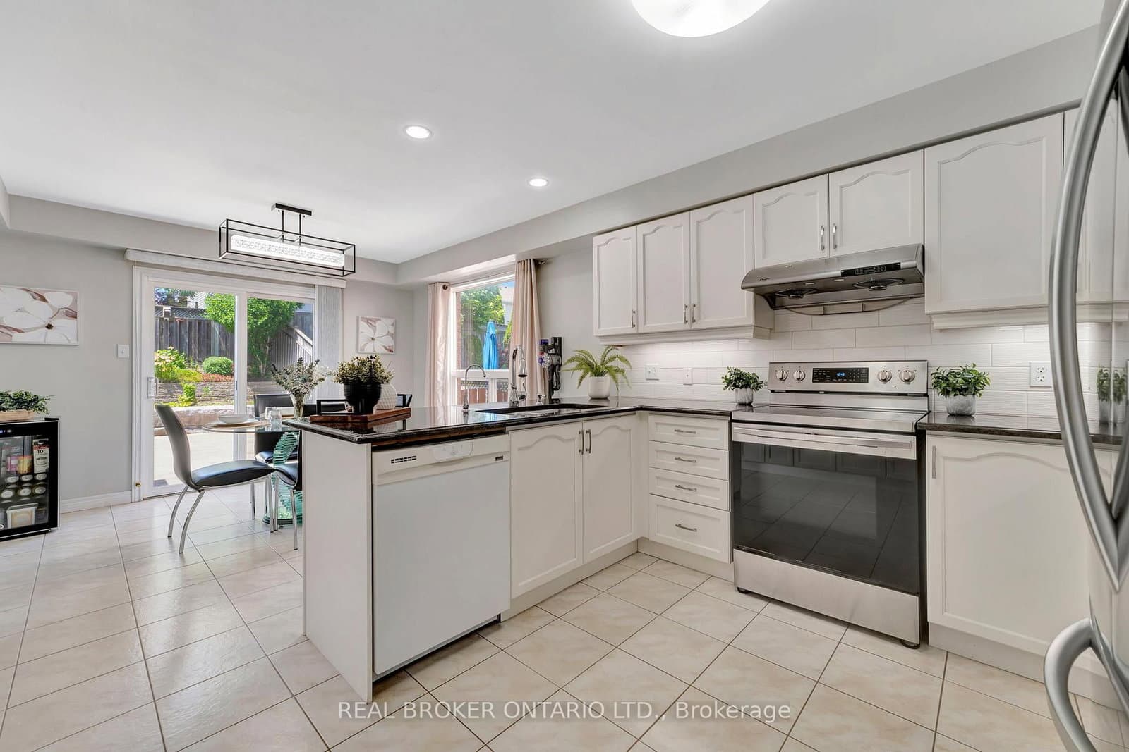 35 Dubrick Crescent thumbnail 10