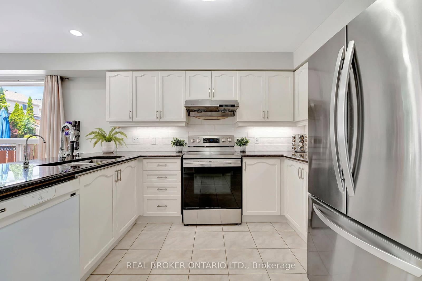 35 Dubrick Crescent thumbnail 11