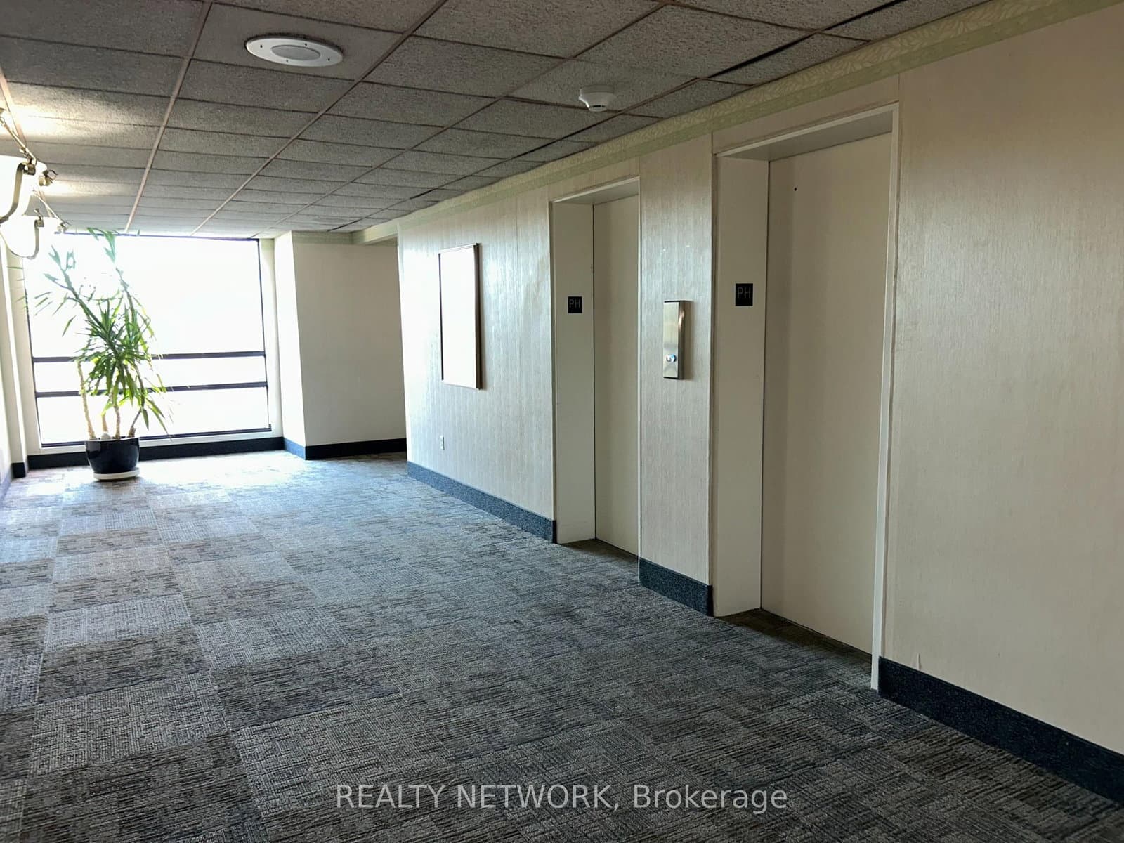 222 Jackson Street W, Unit 702 thumbnail 42
