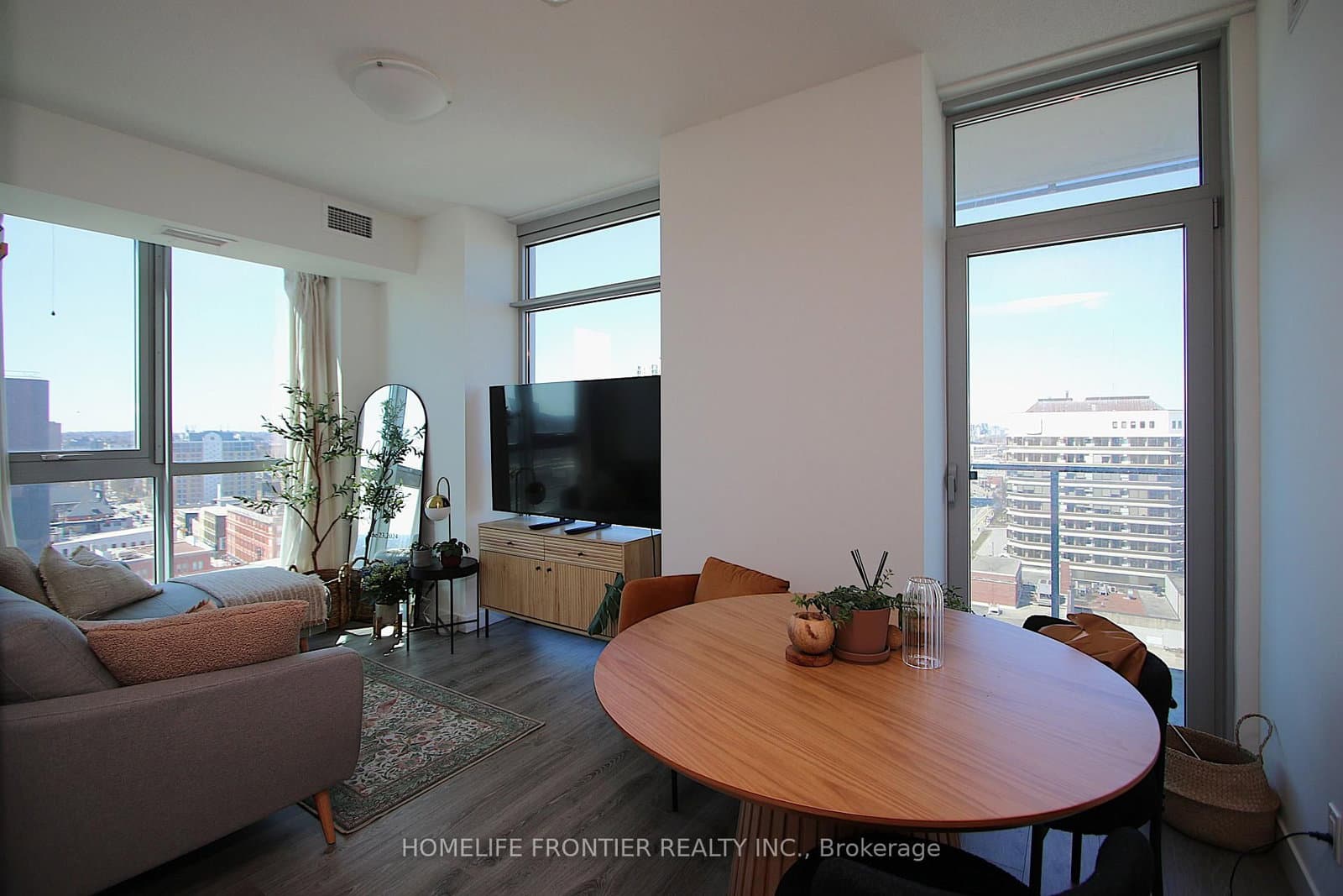 60 Frederick Street, Unit 1209 thumbnail 4
