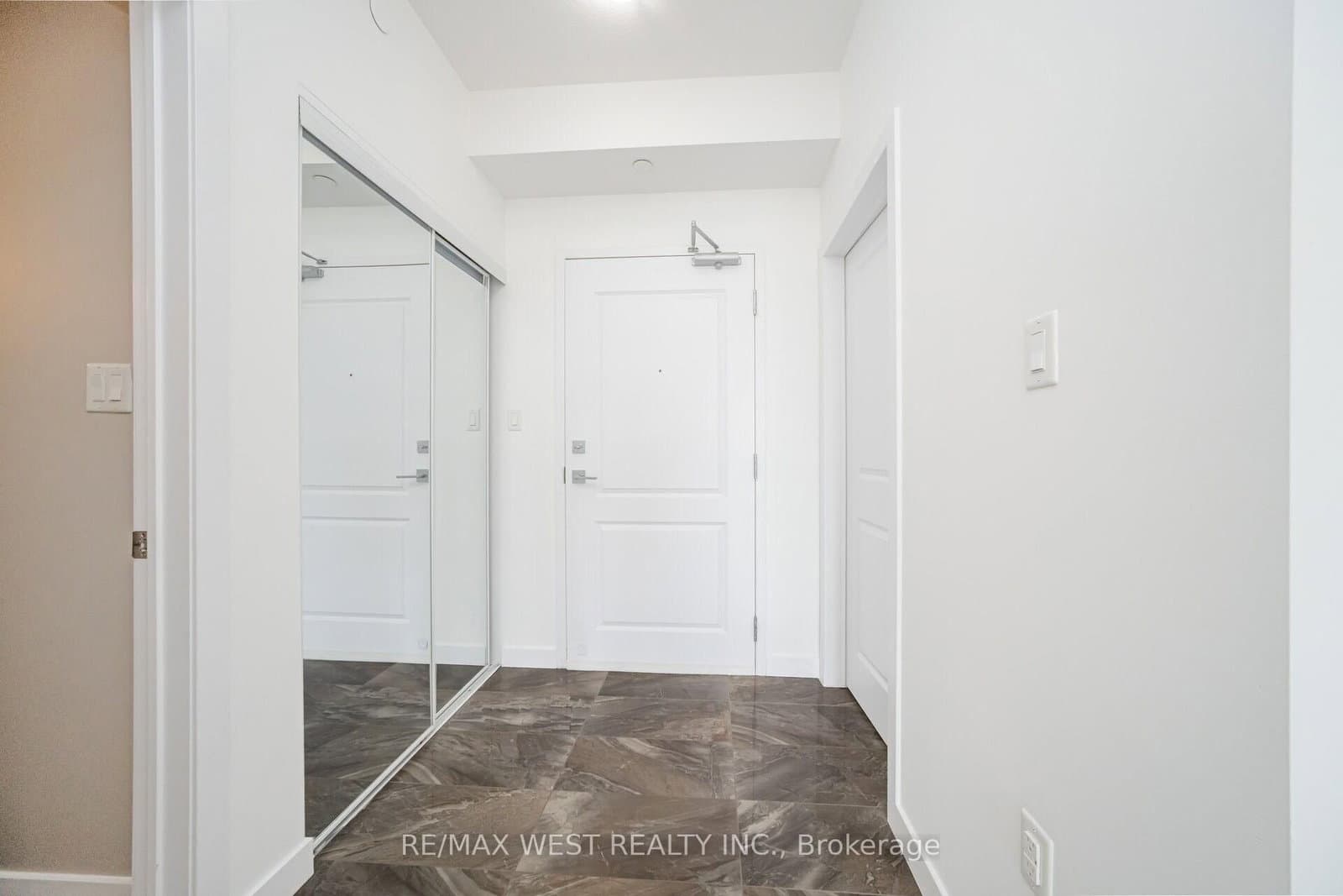 101 Shoreview Place, Unit 131 thumbnail 14