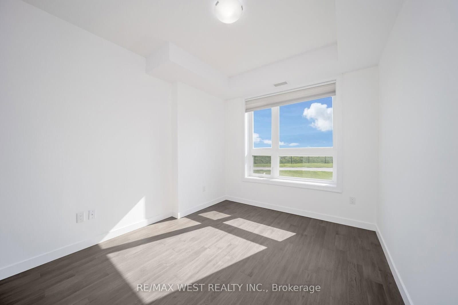 101 Shoreview Place, Unit 131 thumbnail 37