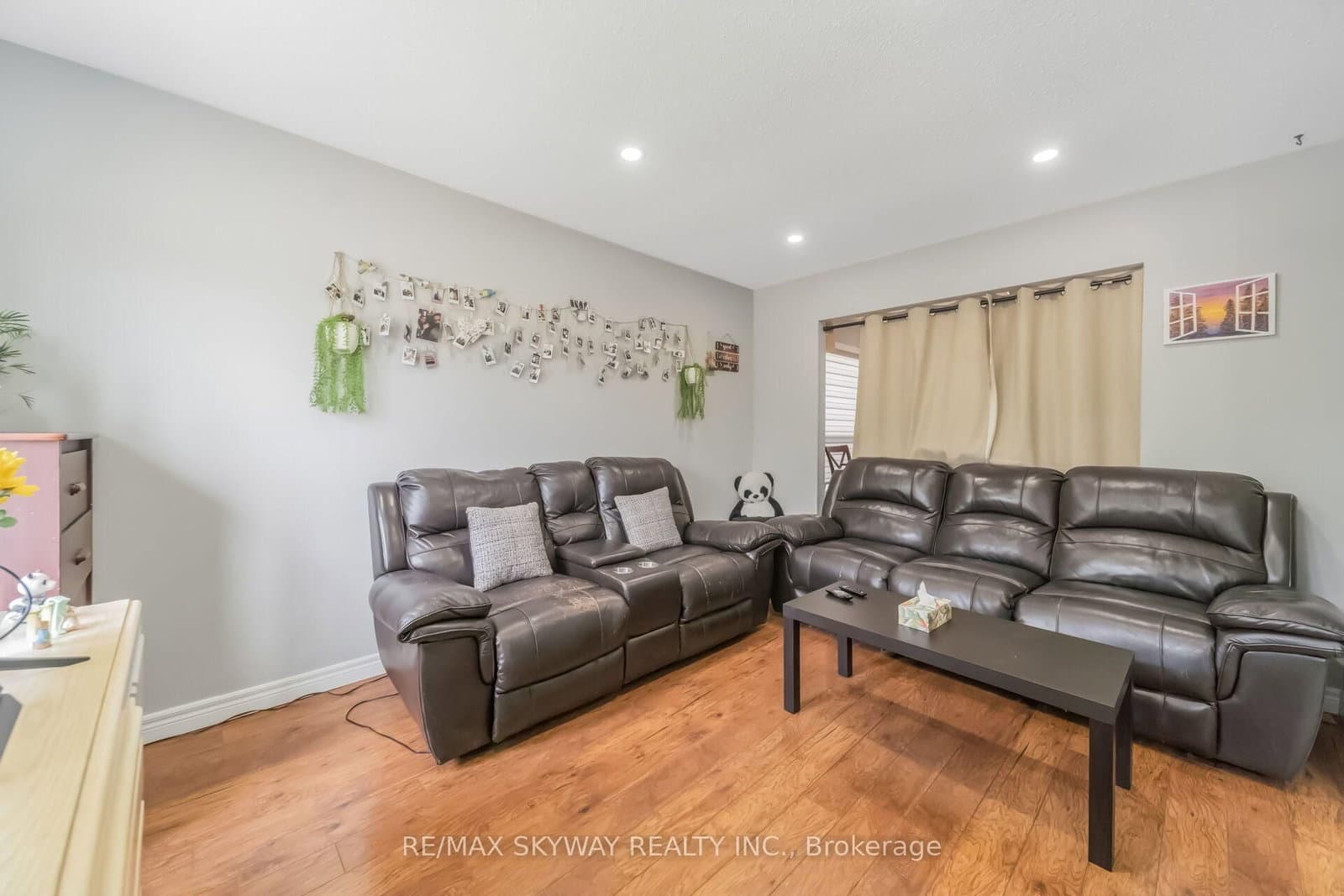 42 Newbury Drive thumbnail 10