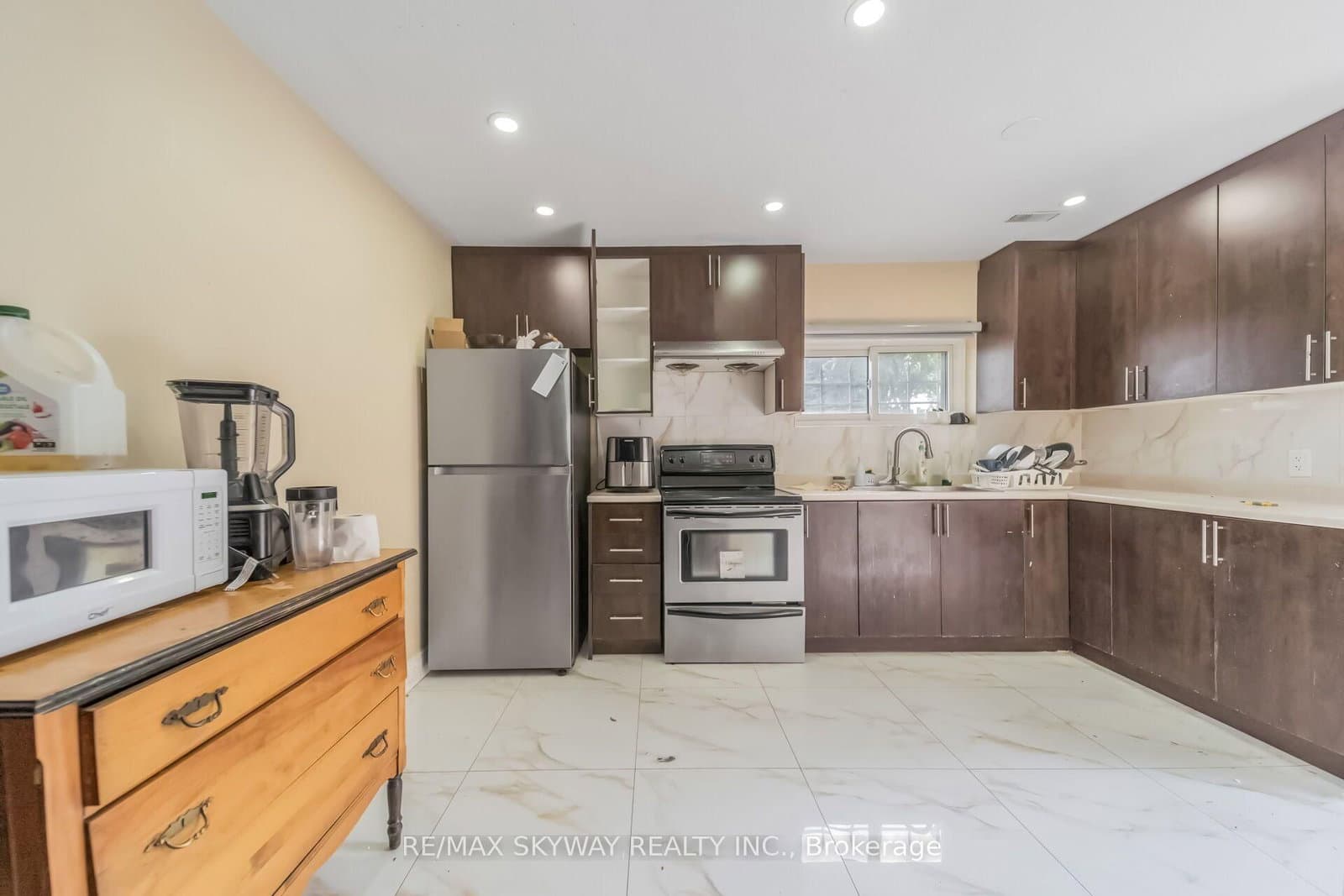 42 Newbury Drive thumbnail 32