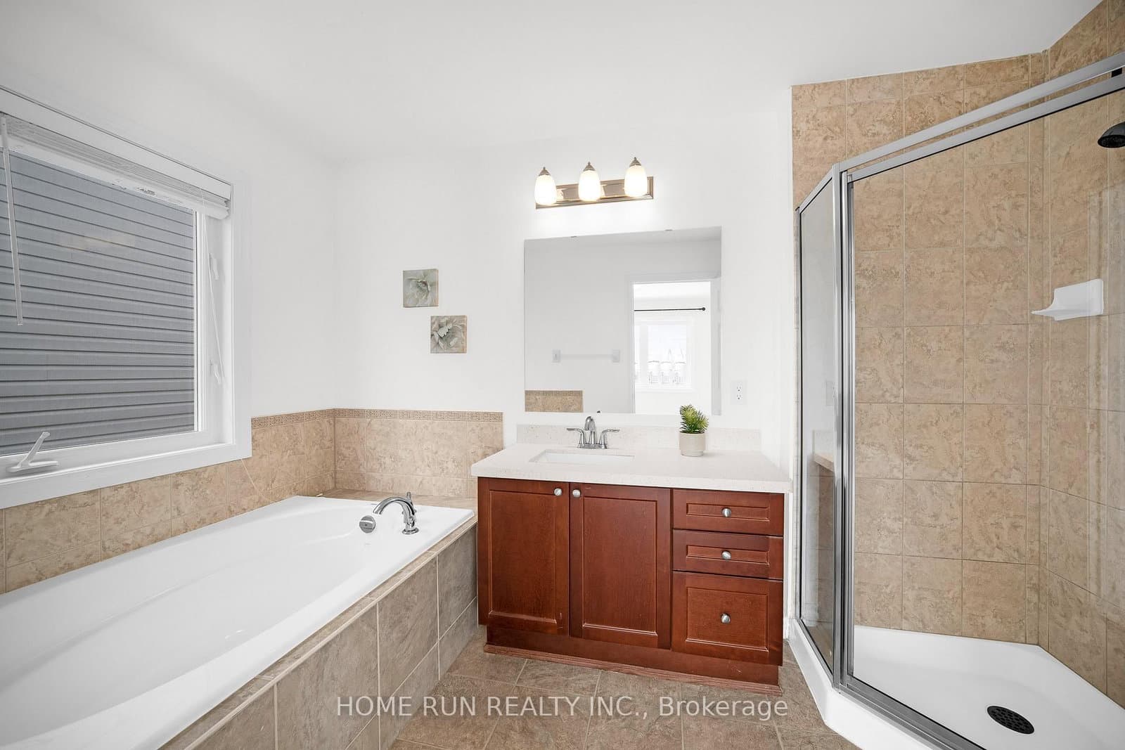 531 Bretby Crescent thumbnail 40