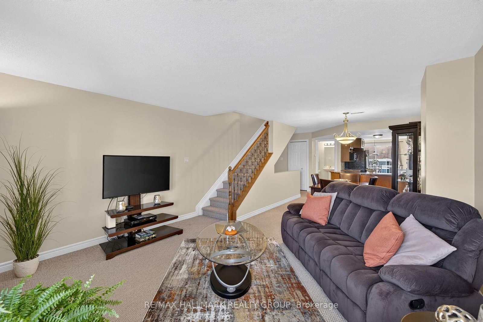 581 Lakeridge Drive, Unit 16 thumbnail 11