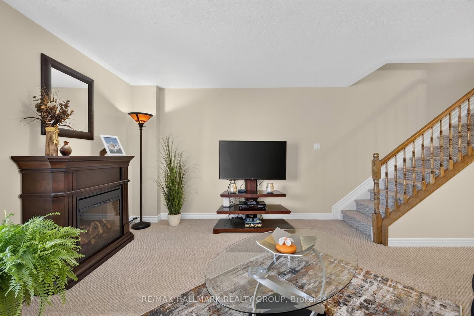 581 Lakeridge Drive, Unit 16 thumbnail 12