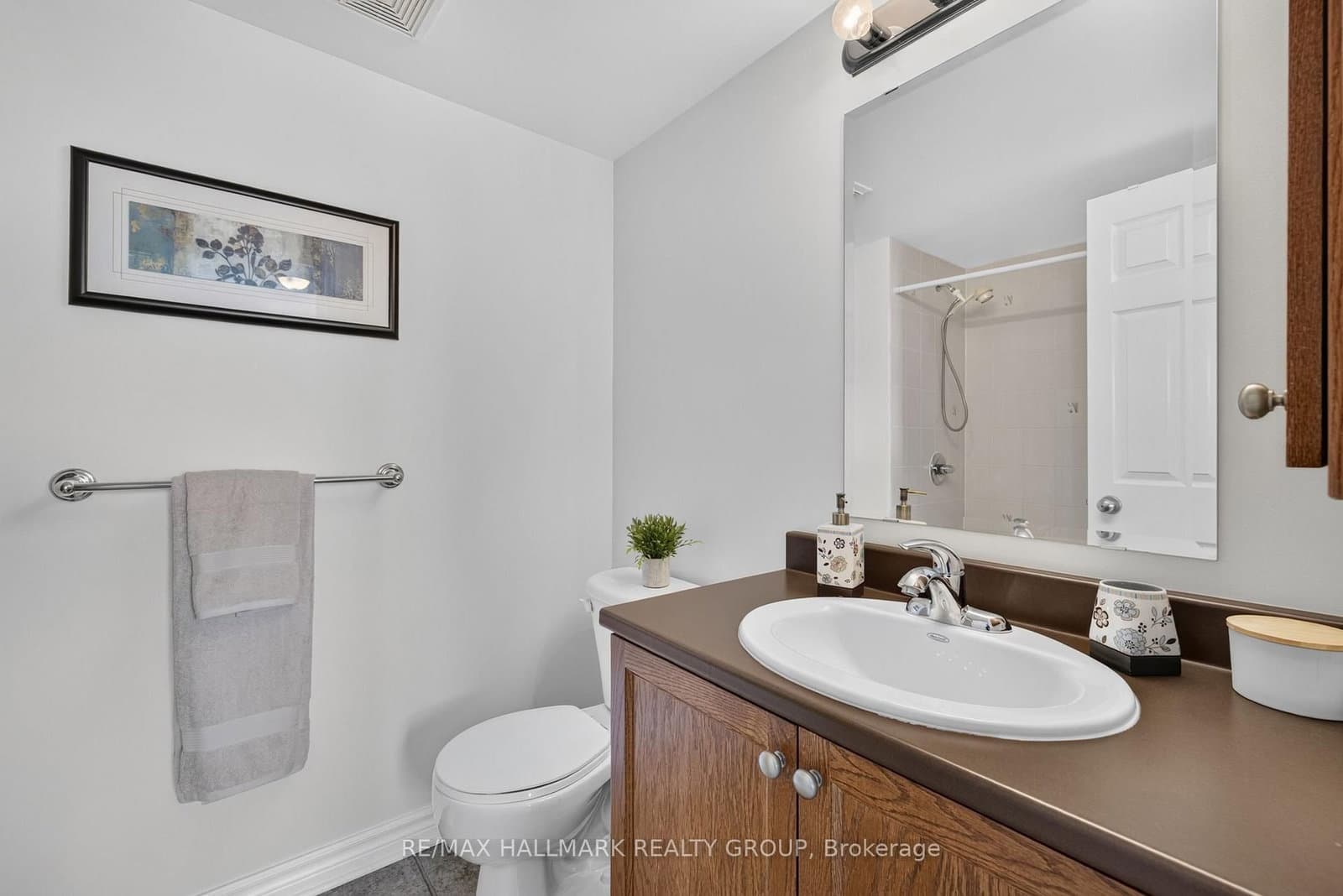 581 Lakeridge Drive, Unit 16 thumbnail 42
