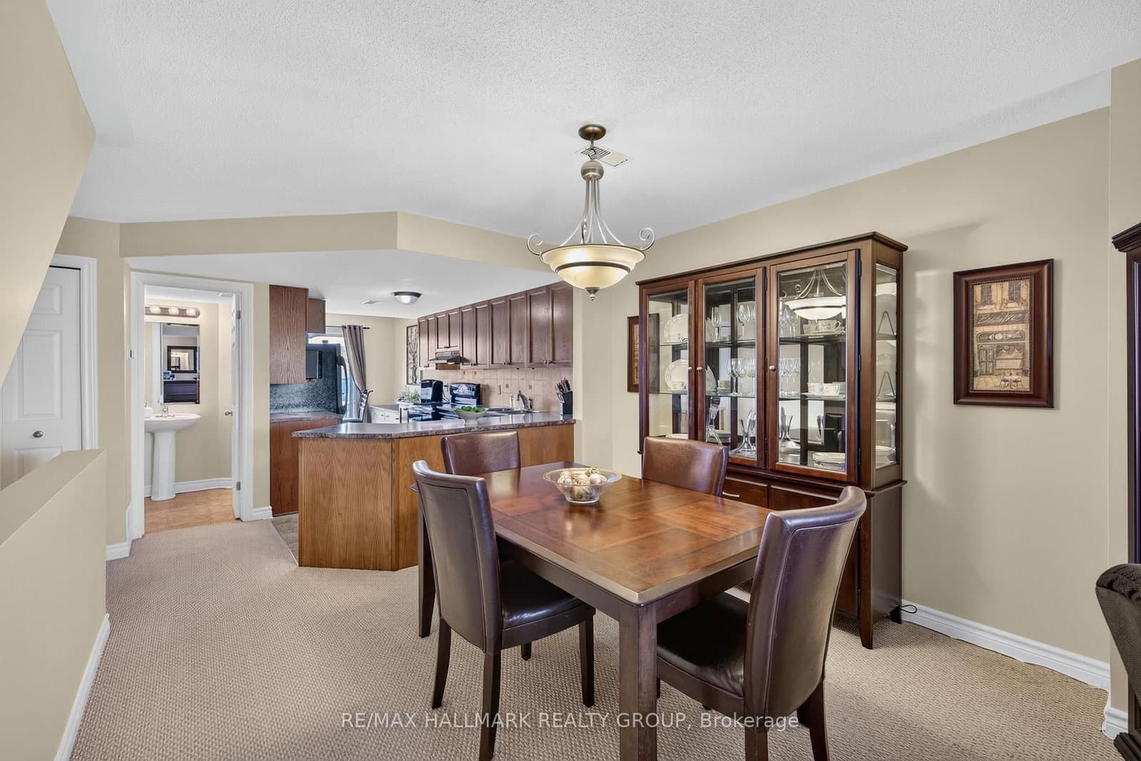 581 Lakeridge Drive, Unit 16 thumbnail 7