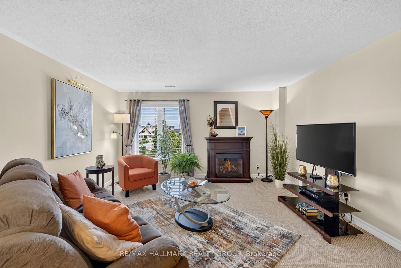 581 Lakeridge Drive, Unit 16 thumbnail 8