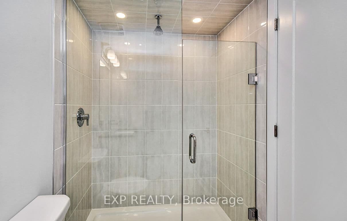 1258 Hemlock Road thumbnail 32