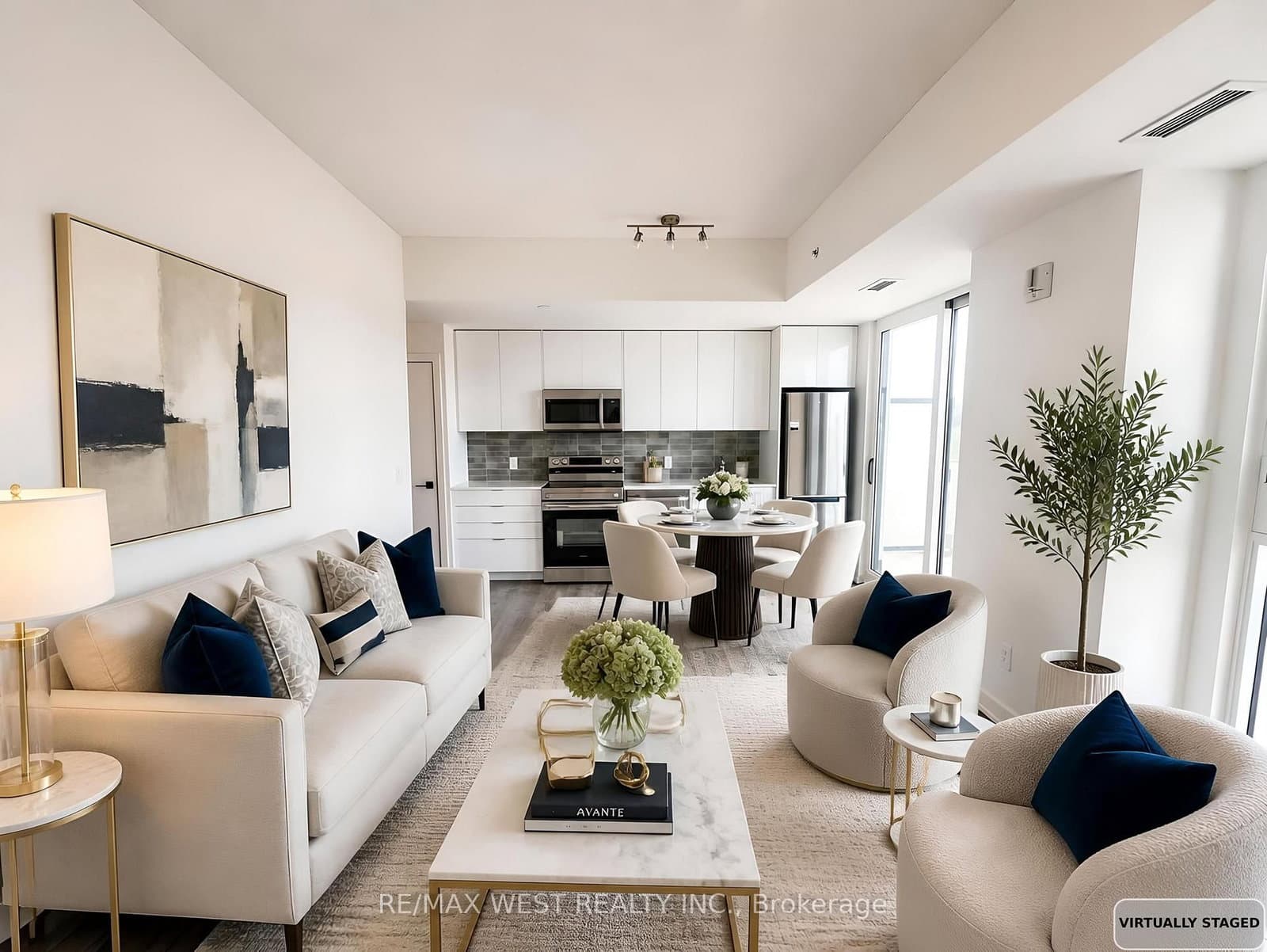 33 Erie Avenue, Unit 501 thumbnail 3