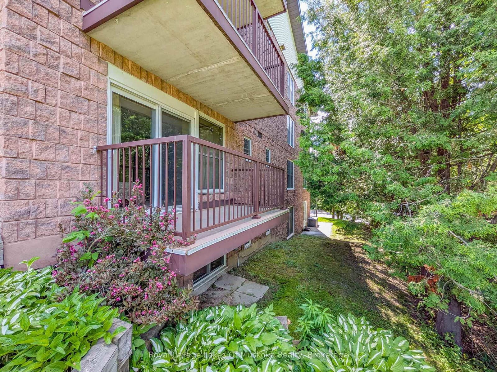 38 Monck Road, Unit 101 thumbnail 2