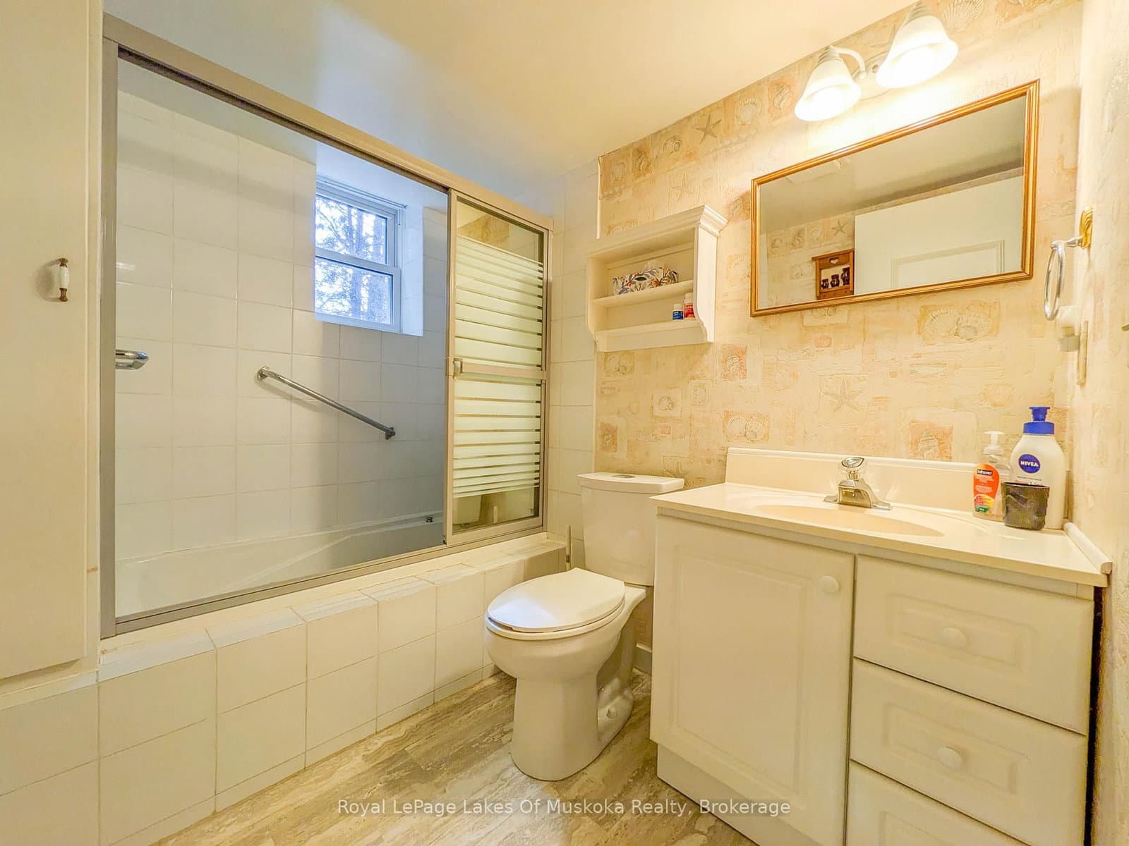 38 Monck Road, Unit 101 thumbnail 26