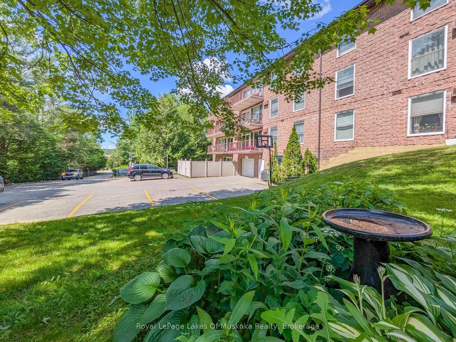 38 Monck Road, Unit 101 thumbnail 5