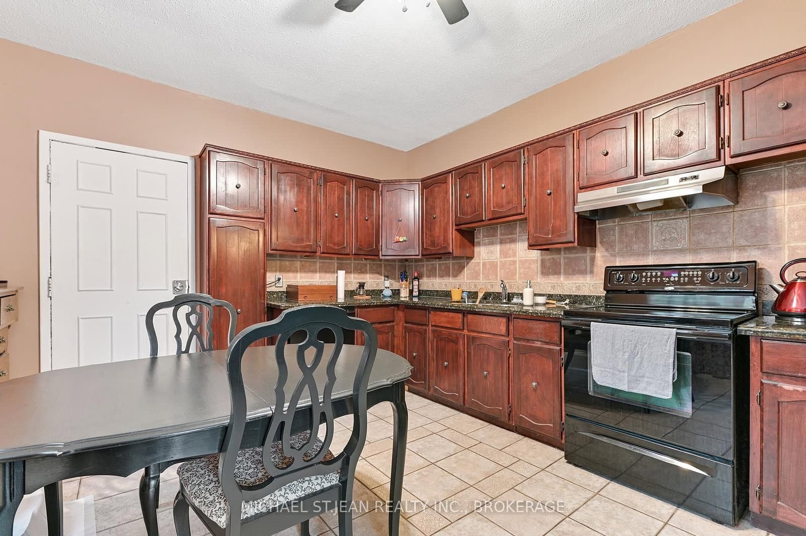 30 Ontario Avenue thumbnail 22