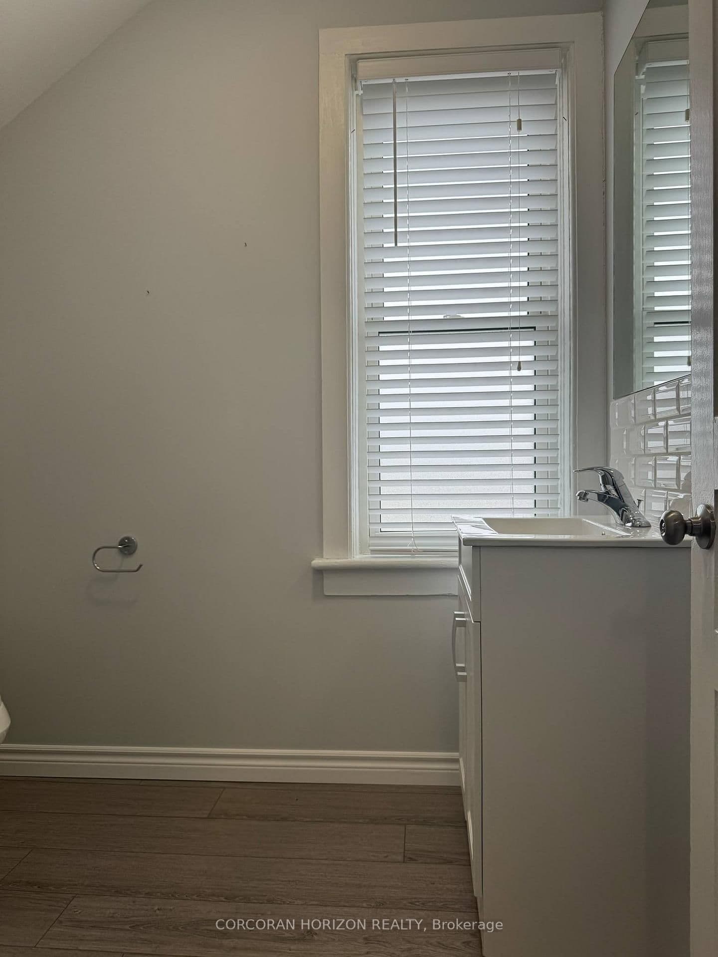 48 Walter Street, Unit A thumbnail 12