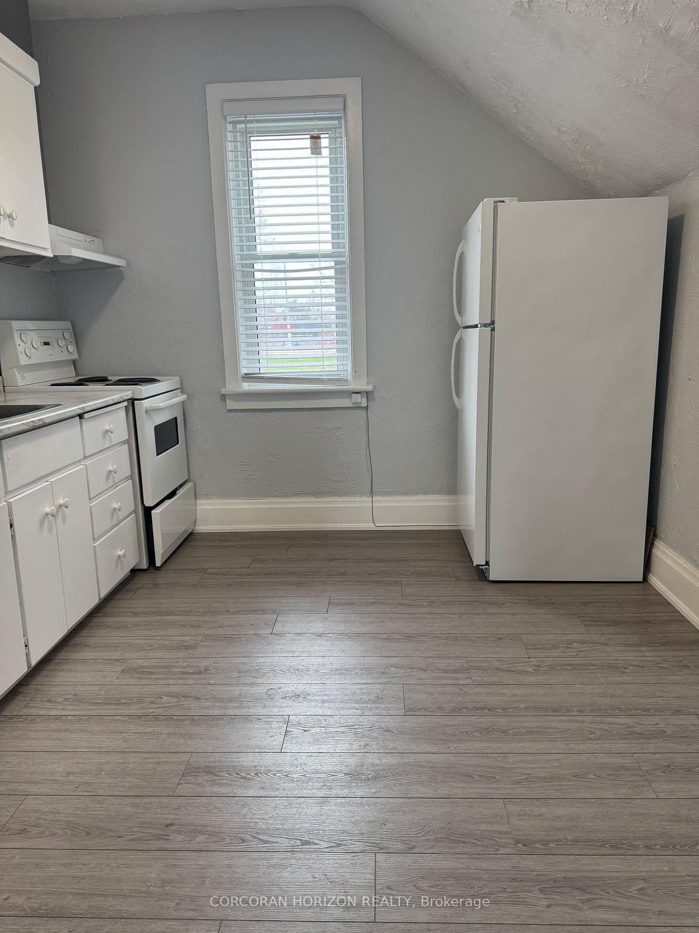 48 Walter Street, Unit A thumbnail 6