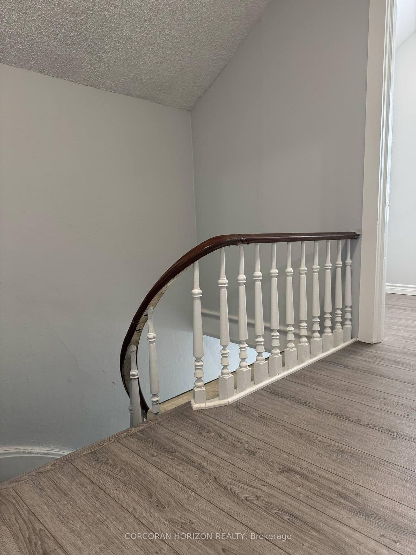 48 Walter Street, Unit A thumbnail 7