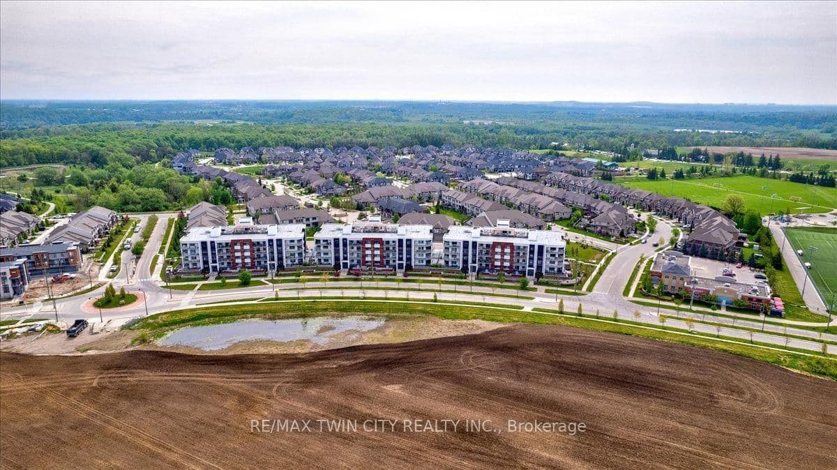 247 Grey Silo Road, Unit 307 thumbnail 4