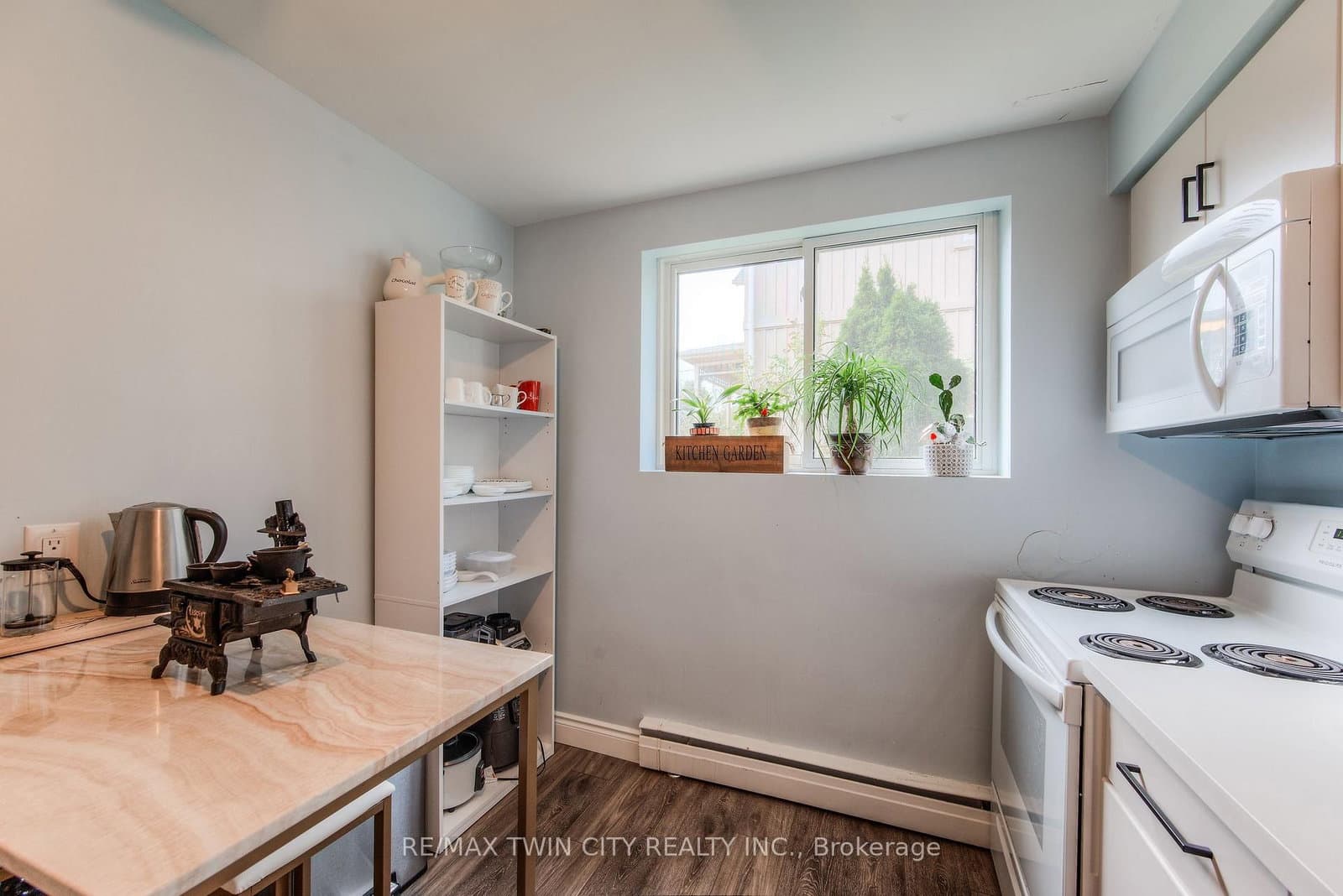 132 Allen Street E, Unit 1 thumbnail 9