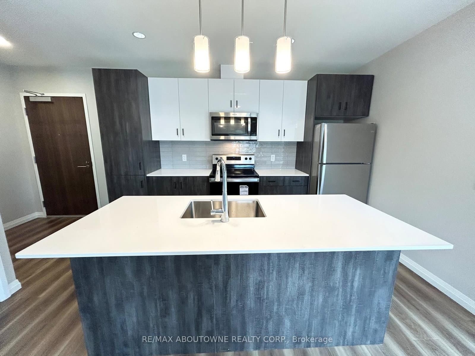 28 Westhill Drive, Unit 117 thumbnail 4