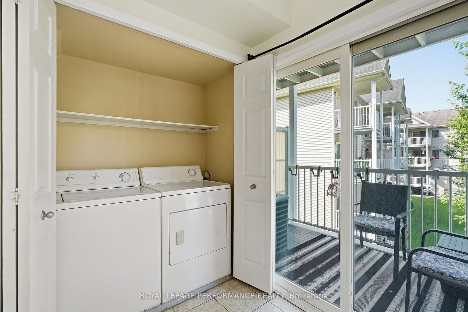 568 Reardon Private, Unit 8 thumbnail 17